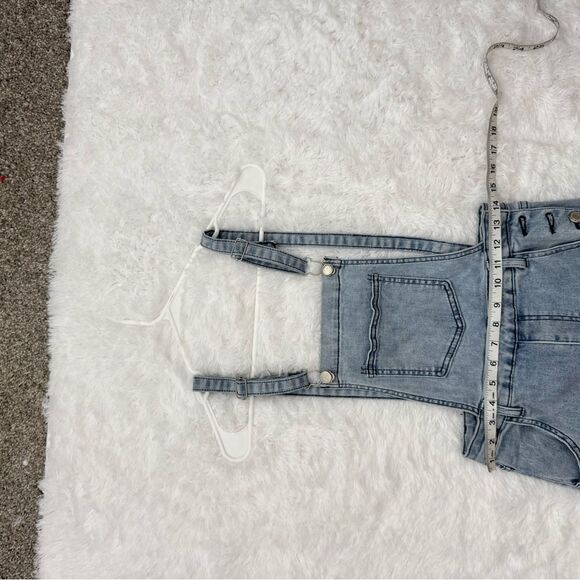 Wisteria Lane Bell Bottom Denim Overalls Size S - Picture 7 of 11